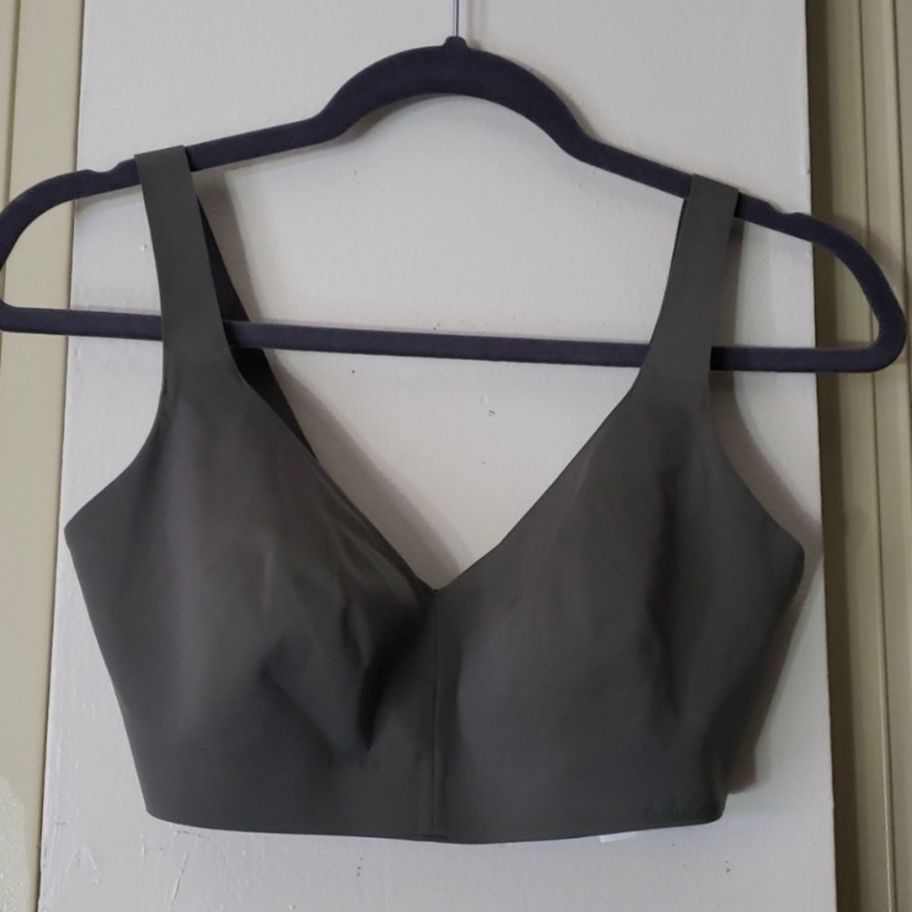 Lululemon Like Nothing Bra 34DD NWT